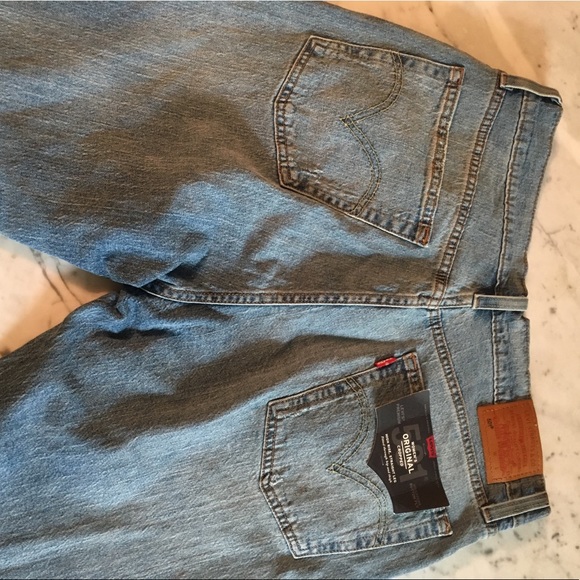 Levi’s 501 Crop in Sweet Dream - Picture 7 of 8